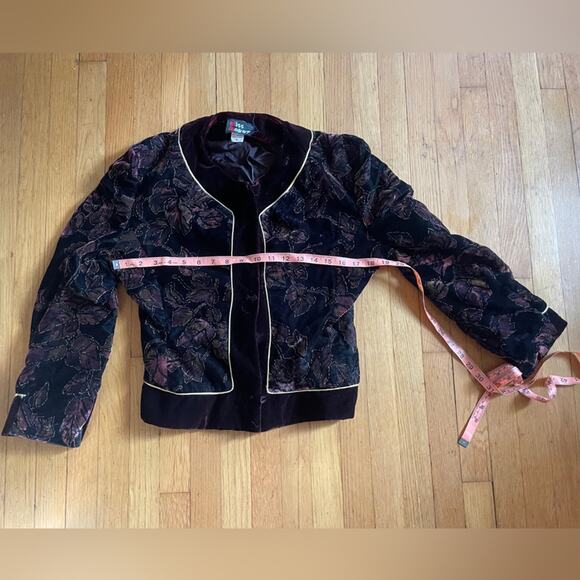 90s Vintage Velvet Leaf Patterned Blazer w Gold Piping - Picture 8 of 9